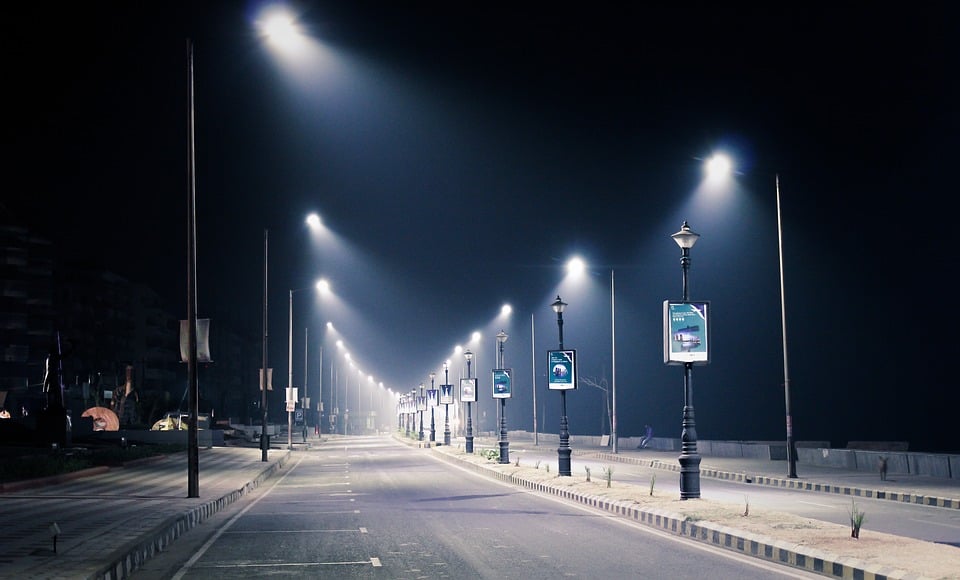 city street lights at night